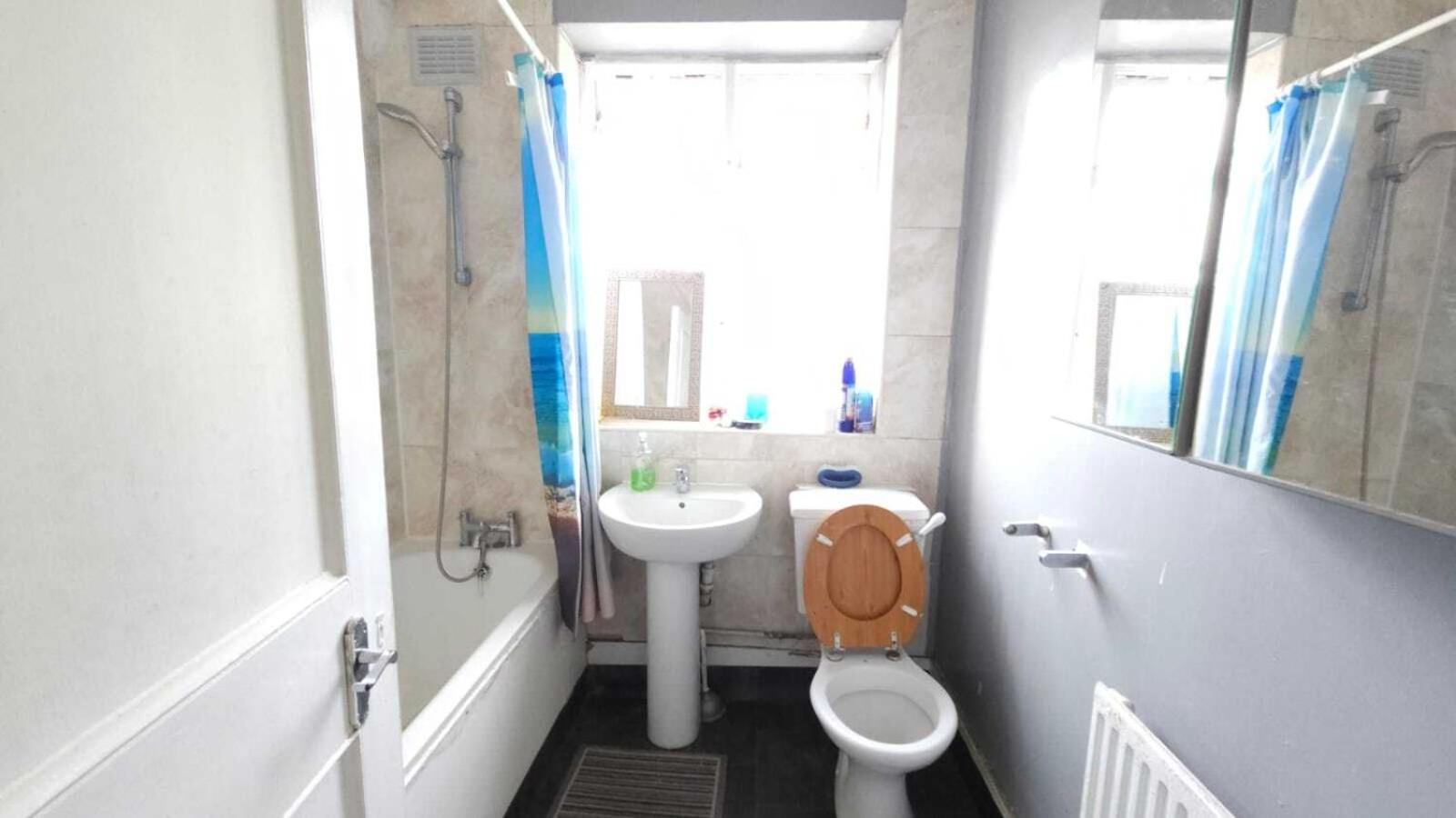 London Edgware Station Apartment Стая снимка