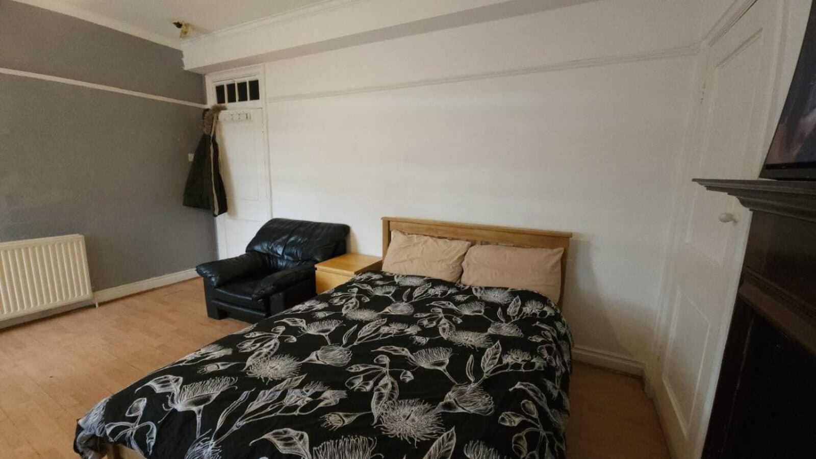 London Edgware Station Apartment Стая снимка