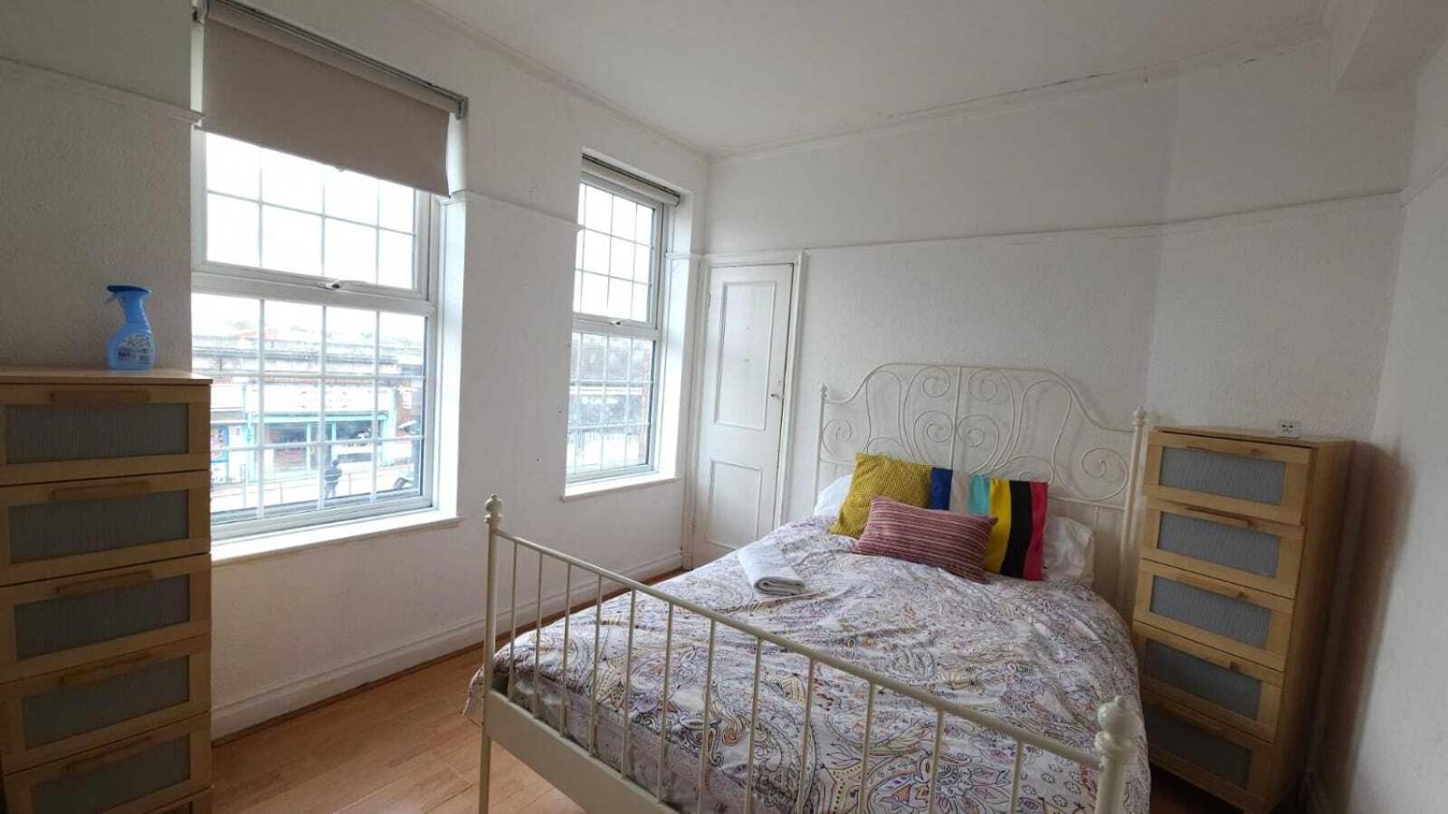 London Edgware Station Apartment Стая снимка