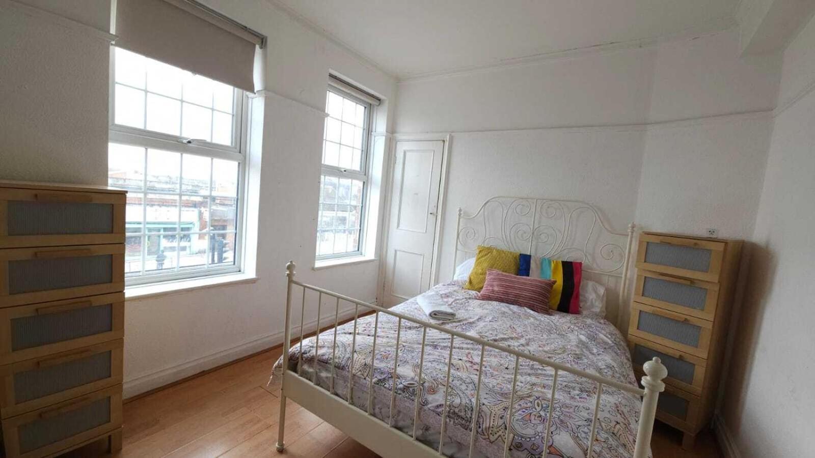 London Edgware Station Apartment Стая снимка