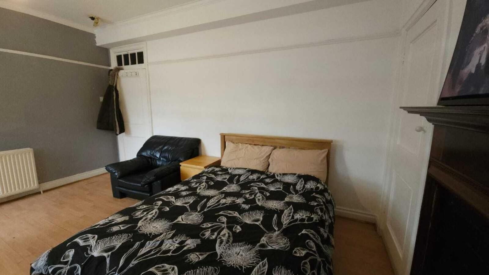 London Edgware Station Apartment Стая снимка
