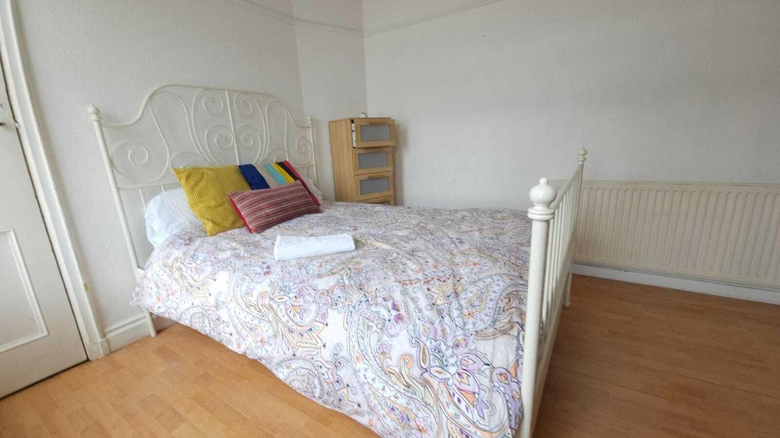 London Edgware Station Apartment Стая снимка