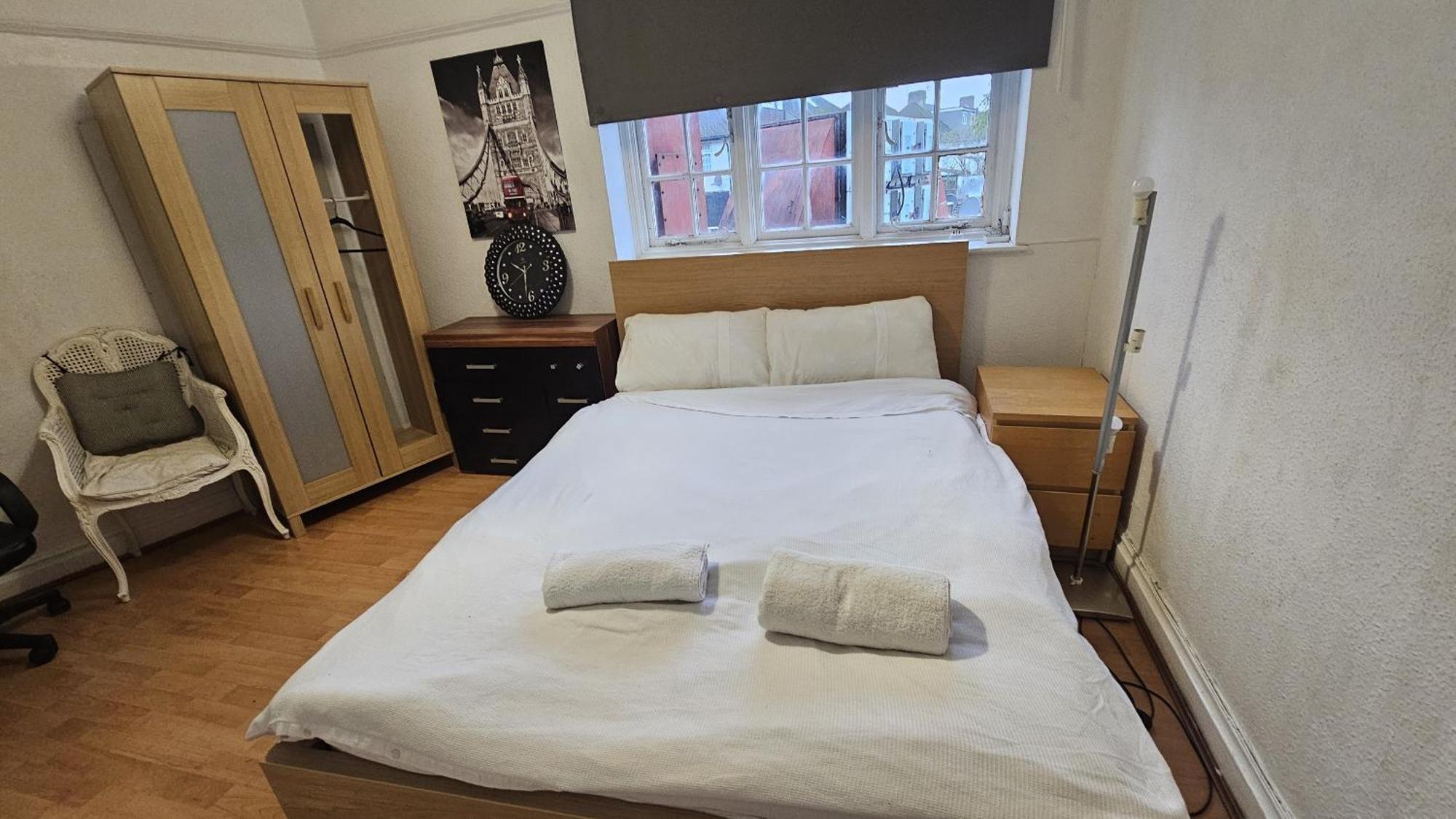London Edgware Station Apartment Екстериор снимка